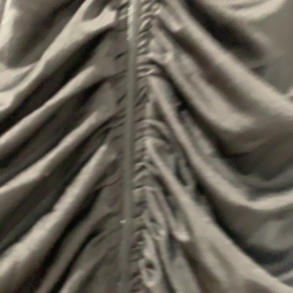 Dress - Picture 6 of 8